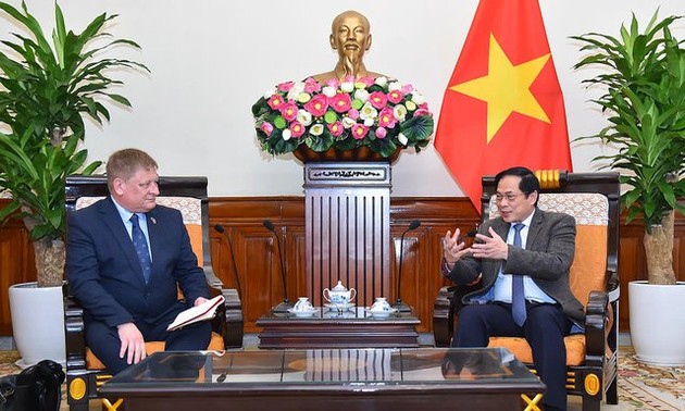 Le Conseil des affaires ASEAN-UE et l’EuroCham appellent les entreprises européennes à s’installer au Vietnam