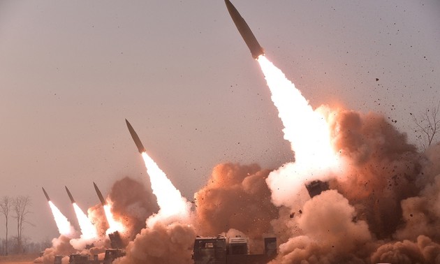 Pyongyang tire un missile, un jour après des manœuvres militaires de Séoul et Washington