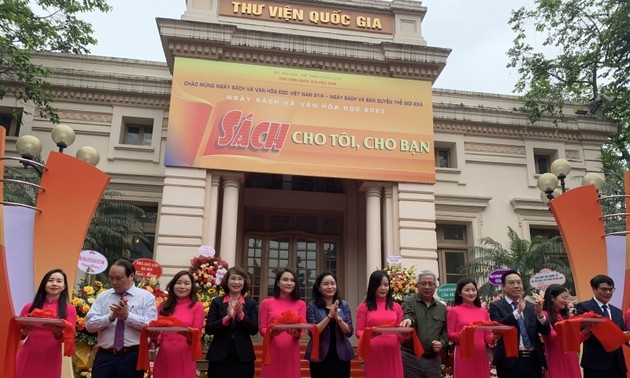 Les célébrations de la Journée vietnamienne du livre et de la culture de lecture 2023