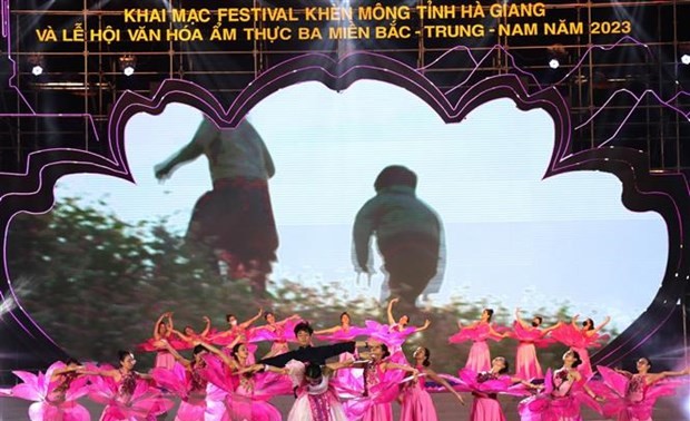 Hà Giang: Ouverture du festival du khèn et de la gastronomie des trois régions
