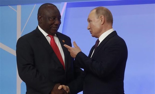 Vladimir Poutine loue le potentiel des partenaires africains