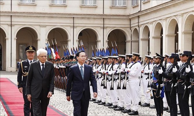 Sergio Matarella préside la cérémonie d’accueil en l’honneur de Vo Van Thuong