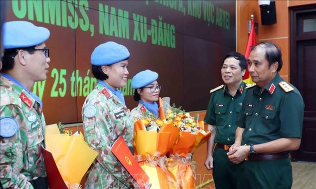 Trois officiers vietnamiens partent en mission à Abiyé et au Soudan du Sud