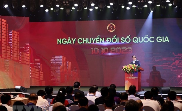 Le Premier ministre Pham Minh Chinh appelle à une transformation numérique globale et ciblée