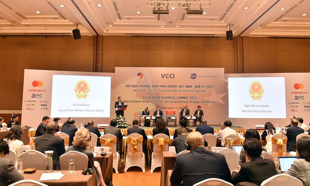 Porter le chiffre d'affaires commercial entre le Vietnam et les États-Unis à 200 milliards de dollars