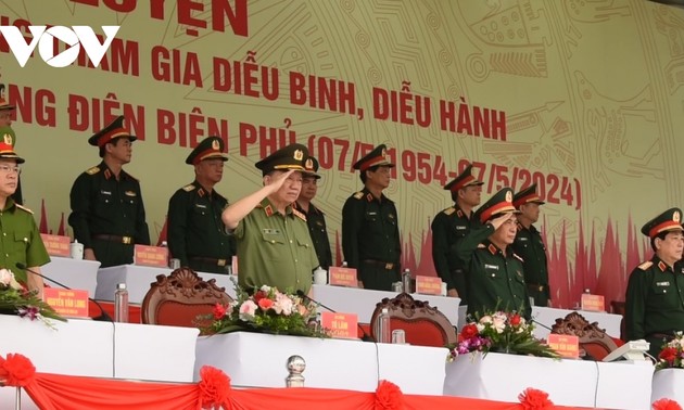 Les 70 ans de la campagne de Diên Biên Phu: préparation pour le défilé militaire