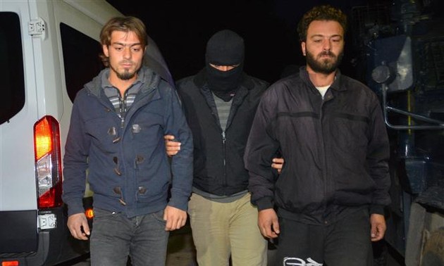Turquie: Des dizaines de personnes soupçonnées d'appartenir à l'EI arrêtées