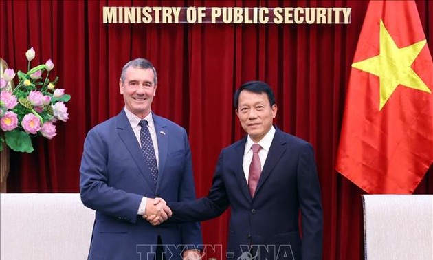 Vietnam-États-Unis: renforcement de la coopération en matière de sécurité aérienne