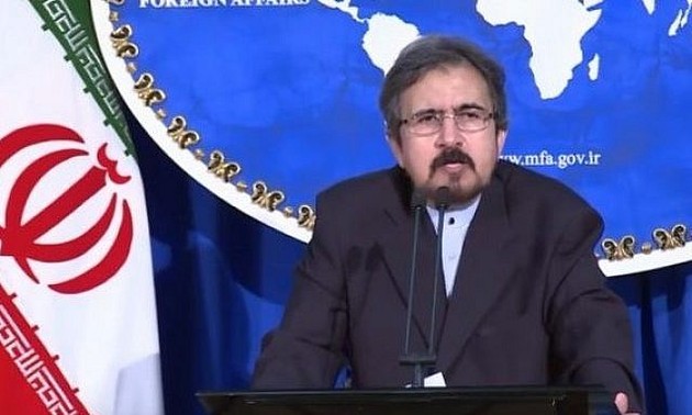 Iran rules out talks as US continues threats