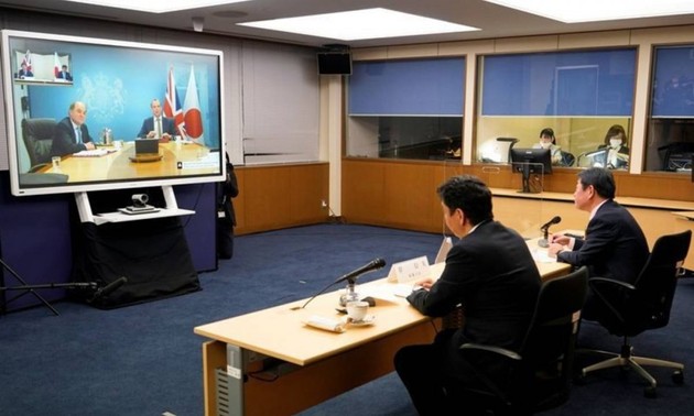 ญี่ปุ่นและอังกฤษแสดงความกังวลเกี่ยวกับสถานการณ์ในทะเลตะวันออกและทะเลฮัวตุ้ง