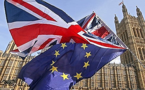 EU, UK start talks on future relations