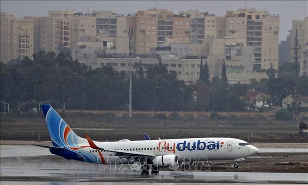 First commercial flight from Dubai lands in Tel Aviv