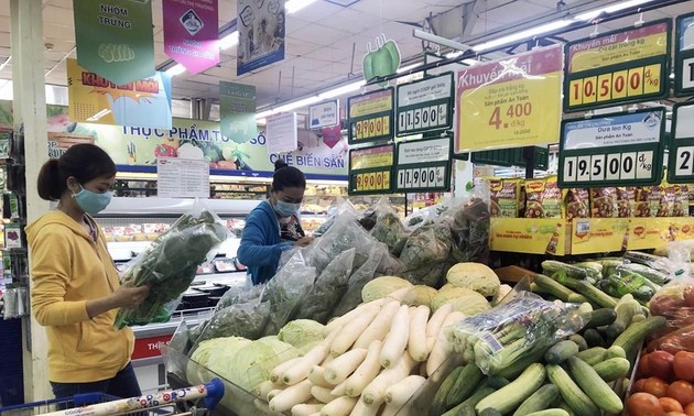 Vietnam careful about managing prices, inflation to achieve dual goal