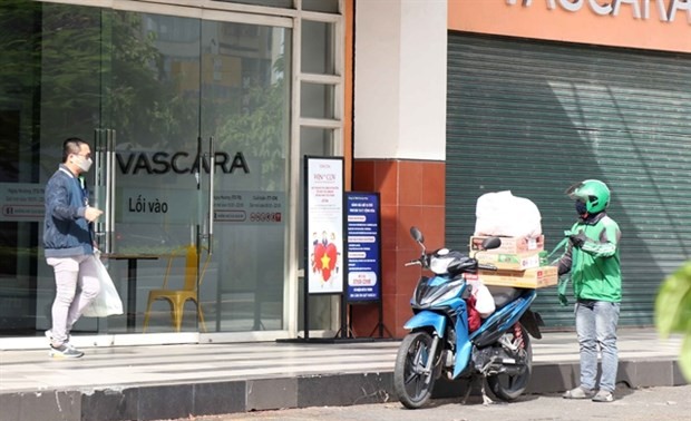 HCM City allows food and drink takeaway services