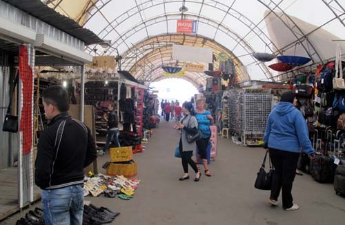 Chợ bản sắc Việt ở Kiev 