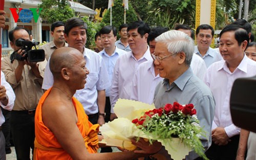 Tổng Bí thư Nguyễn Phú Trọng thăm và làm việc tại Trà Vinh
