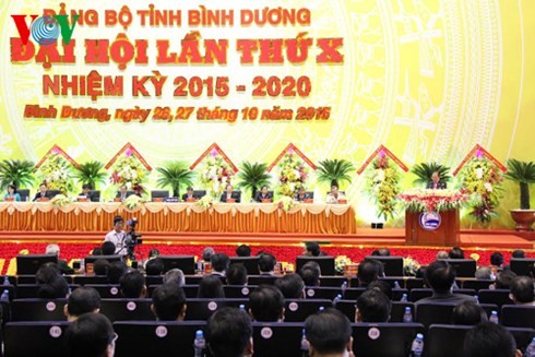 Chủ tịch nước Trương Tấn Sang dự và chỉ đạo Đại hội Đảng bộ tỉnh Bình Dương