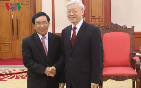 Tổng Bí thư Nguyễn Phú Trọng tiếp Đoàn Đại biểu Đảng Nhân dân Cách mạng Lào
