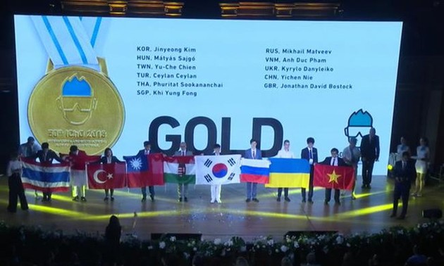 Việt Nam đạt thành tích cao tại Olympic Vật lý và Hóa học quốc tế