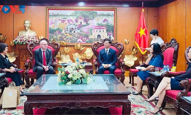 Đài Tiếng nói Việt Nam và phái đoàn Wallonie – Bruxelles thúc đẩy hợp tác trong lĩnh vực báo chí truyền thông