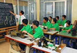Nâng cao năng lực dạy nghề ở các trung tâm cho phụ nữ Việt Nam