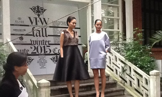 Tuần lễ thời trang Việt Nam Thu Đông 2015 giới thiệu 800 mẫu thời trang