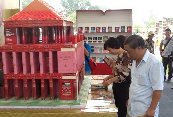 Lễ Hội sách Hà Nội 2015 góp phần tôn vinh những di sản của Thủ đô