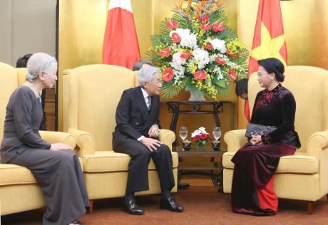 Chủ tịch Quốc hội Nguyễn Thị Kim Ngân hội kiến Nhà vua và Hoàng hậu Nhật Bản Akihito