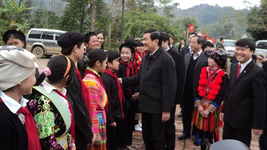 President Truong Tan Sang visits Tuyen Quang province