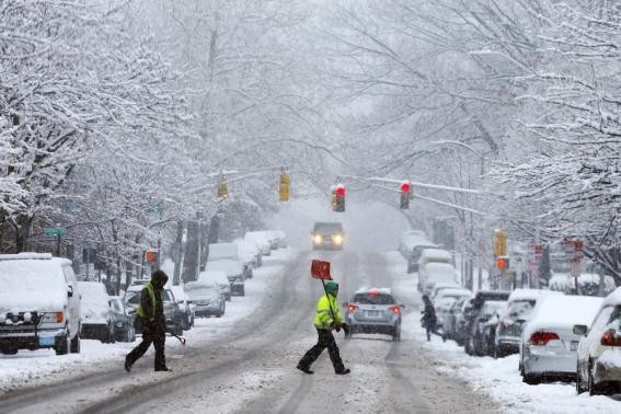 US East Coast braces for historic blizzard 