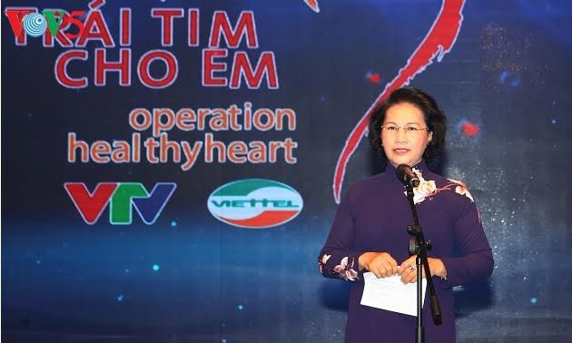 Chairwoman Nguyen Thi Kim Ngan attends charity gala 
