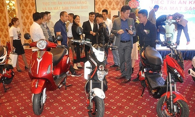 Vietnam rolls out its first environmentally friendly electric motorbikes 