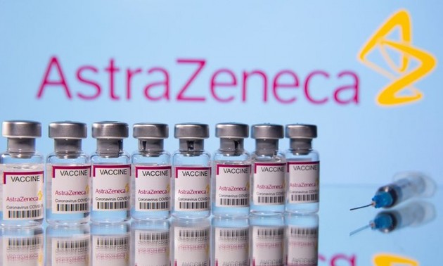 AstraZeneca: vaccine review finds no evidence of increased blood clot risks