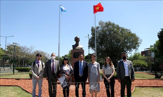 Buenos Aires honors President Ho Chi Minh