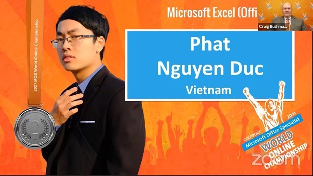 Vietnamese student wins silver at 2021 Microsoft Office contest