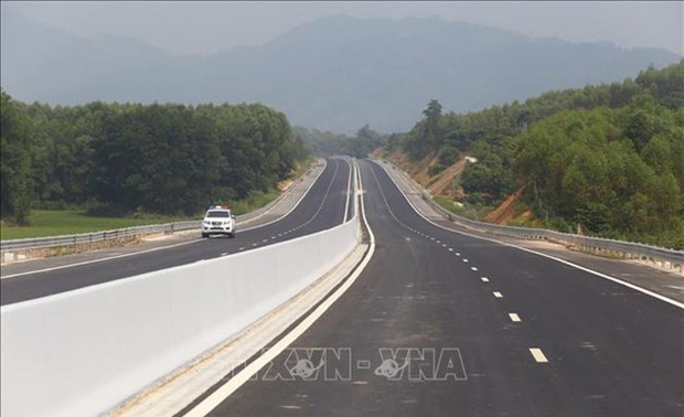 Laos to build expressway linking Houaphanh with Vietnam