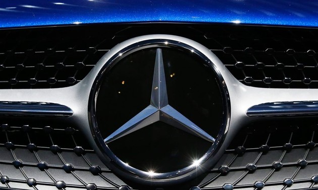 Mercedes-Benz issues 'do not drive' recall for 292,000 U.S. vehicles