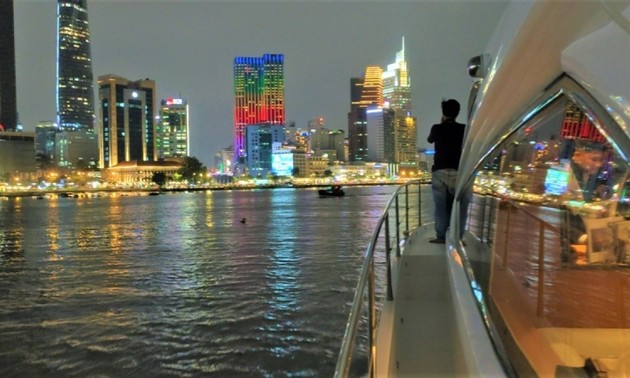 HCM City to launch overnight cruises along Saigon River