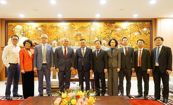 Hanoi seeks stronger partnership with Australia’s Gold Coast city
