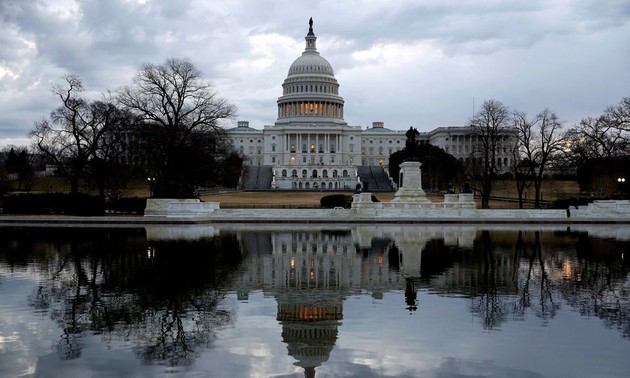 US House passes legislation on record military spending 