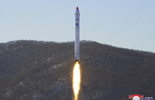 North Korea tests spy satellite
