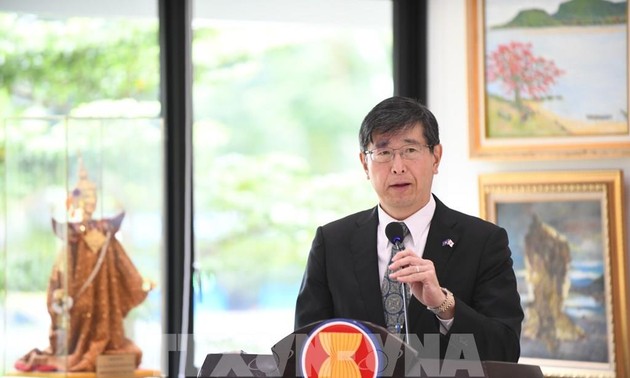 АСЕАН 2020: посол Японии в АСЕАН высоко оценил роль Вьетнама