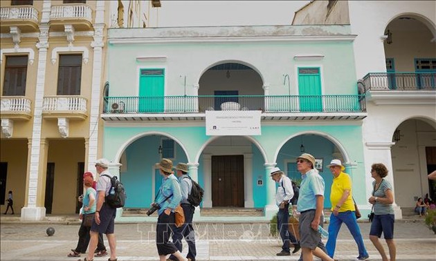 Новые санкции США нанесли миллиардный ущерб кубинскому туризму
