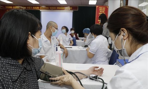 Минздрав Вьетнама издал инструкцию о порядке проведения вакцинации против COVID-19