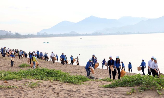 Вьетнам хочет стать ведущей страной в сокращении загрязнения океана