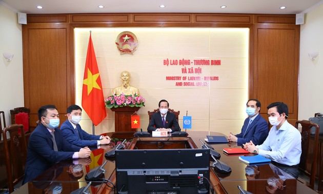 Вьетнам отдает приоритет ориентированному на человека восстановлению в постпандемический период