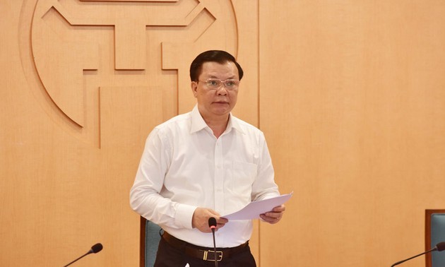 Секретарь парткома города Ханоя: необходимо повысить уровень угрозы COVID-19