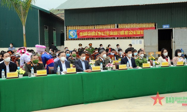 Министр общественной безопасности То Лам принял участие в Празднике всенародного единства в провинции Диенбиен