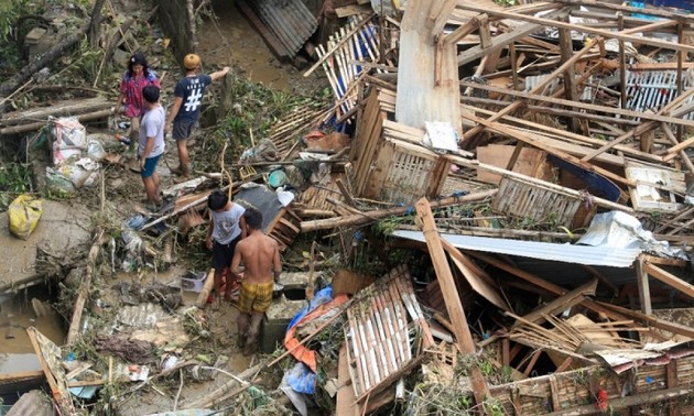 Число жертв тайфуна "Раи" на Филиппинах возросло до 389