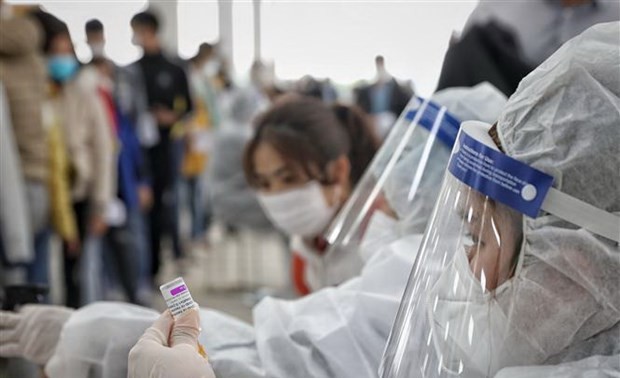 Число новых зараженных коронавирусом по всей стране увеличилось до более чем 34 тыс. человек